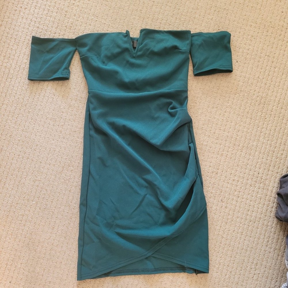 Green cocktail dress / bodycon dress